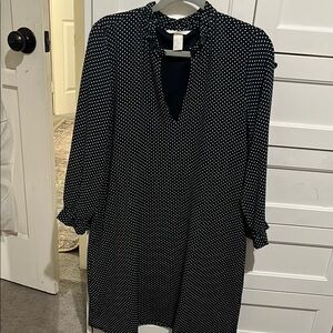 H&M Navy blue and White Mini Dress with Bishop Sleeves